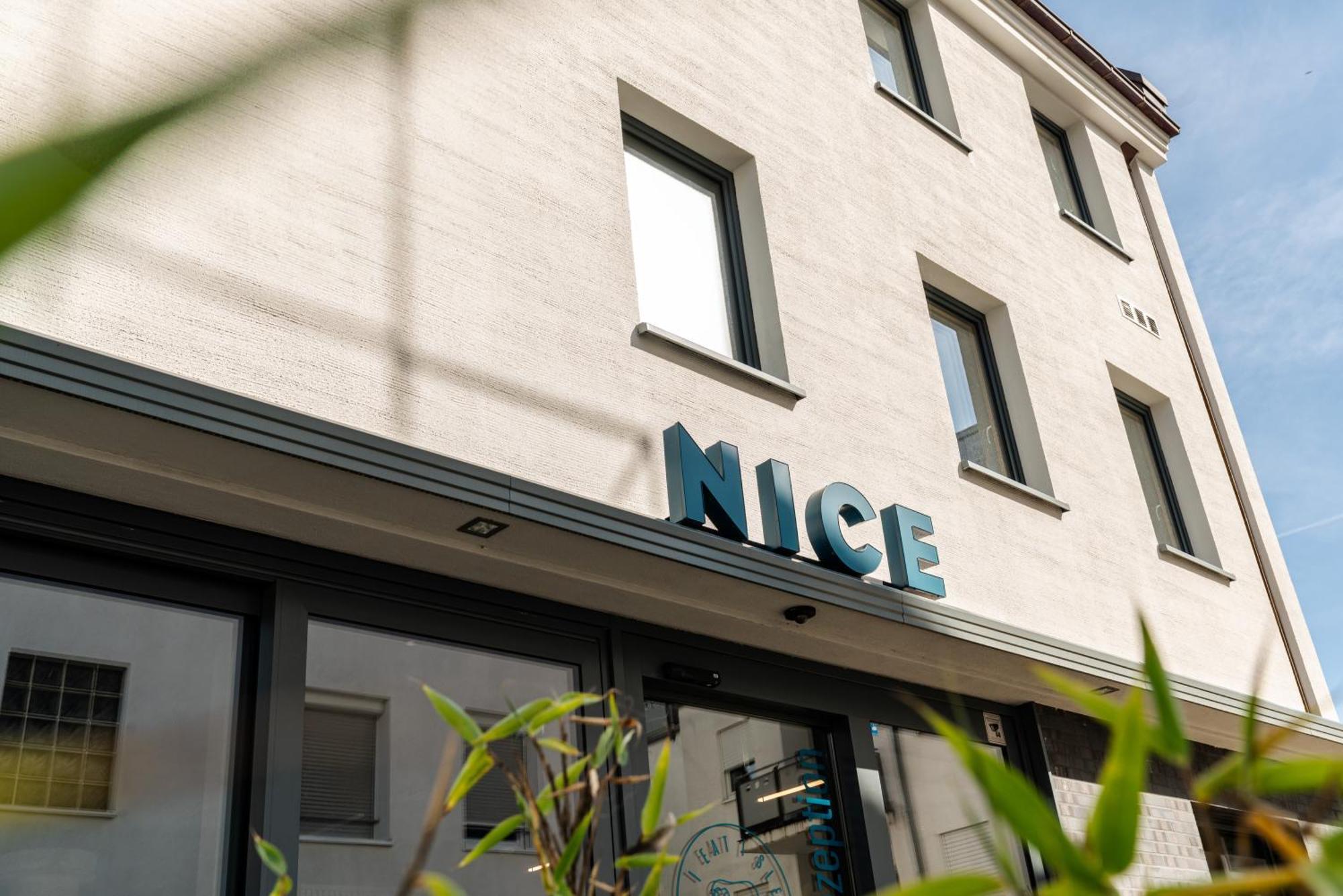 Hotel Nice Лаупгайм Екстер'єр фото
